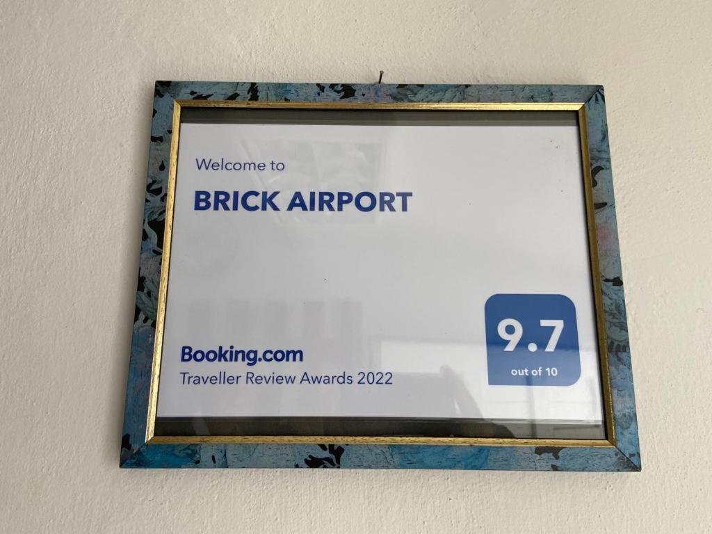 Brick Airport Appartamento Cristian  Esterno foto